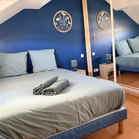 Downtown Duplex - Saint-nicolas - 10 Guests